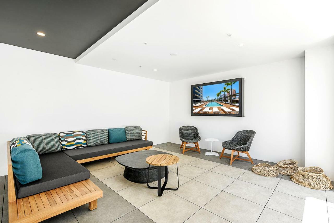 Qube Broadbeach Gold Coast Bagian luar foto